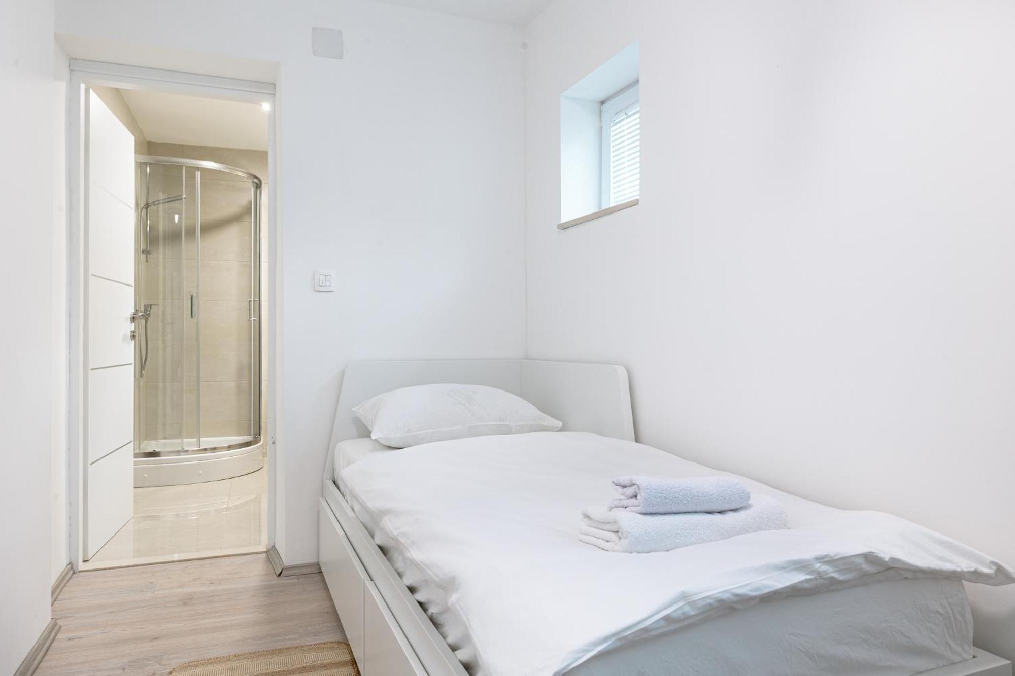 House Pavel Villa Осиек Екстериор снимка